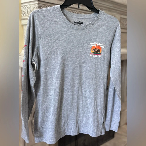 Brooklyn Cloth Other - Youth Size X-Large Grey Long Sleeve California Republic The Golden State Shirt